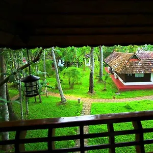 https://shanthitheeram-lakeside-heritage-resort.hotels-alappuzha.com